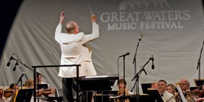 Dr.-Gerald-Mack,-Director-of-the-Worcester-Chorus-at-Great-Waters-Music-Festival